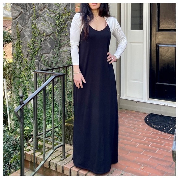 OFF WHITE MUST HAVE LONG SLEEVES SHRUG - Picture 5 of 9